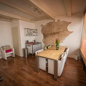 Bed & Breakfast Break, Amsterdam