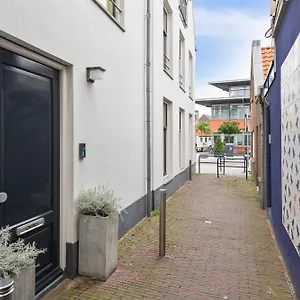 https://beach-studio-in-the-centre-of-zandvoort-aan-zee.zandvoort-hotels.com