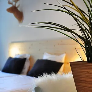 Hotell Beez **