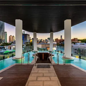 https://fv-by-peppers.queenslandhotels.net