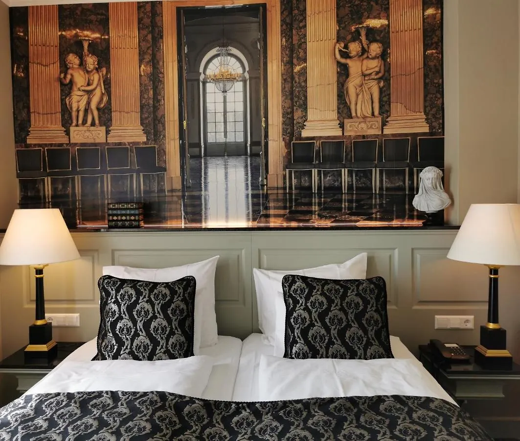 Apollofirst Boutique Hotel Amsterdam